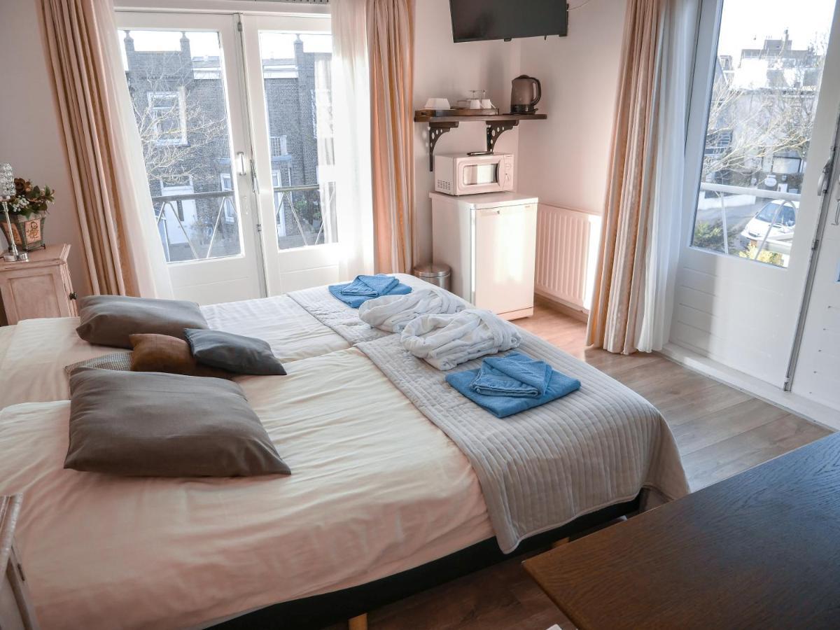 Hotel / Pension Villa Tanahlot Zandvoort Εξωτερικό φωτογραφία